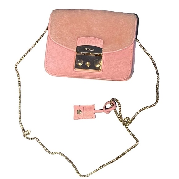 NWOT FURLA Mini Metropolis Faux Fur & Leather Chain Crossbody Bag w/ Key - Picture 5 of 10